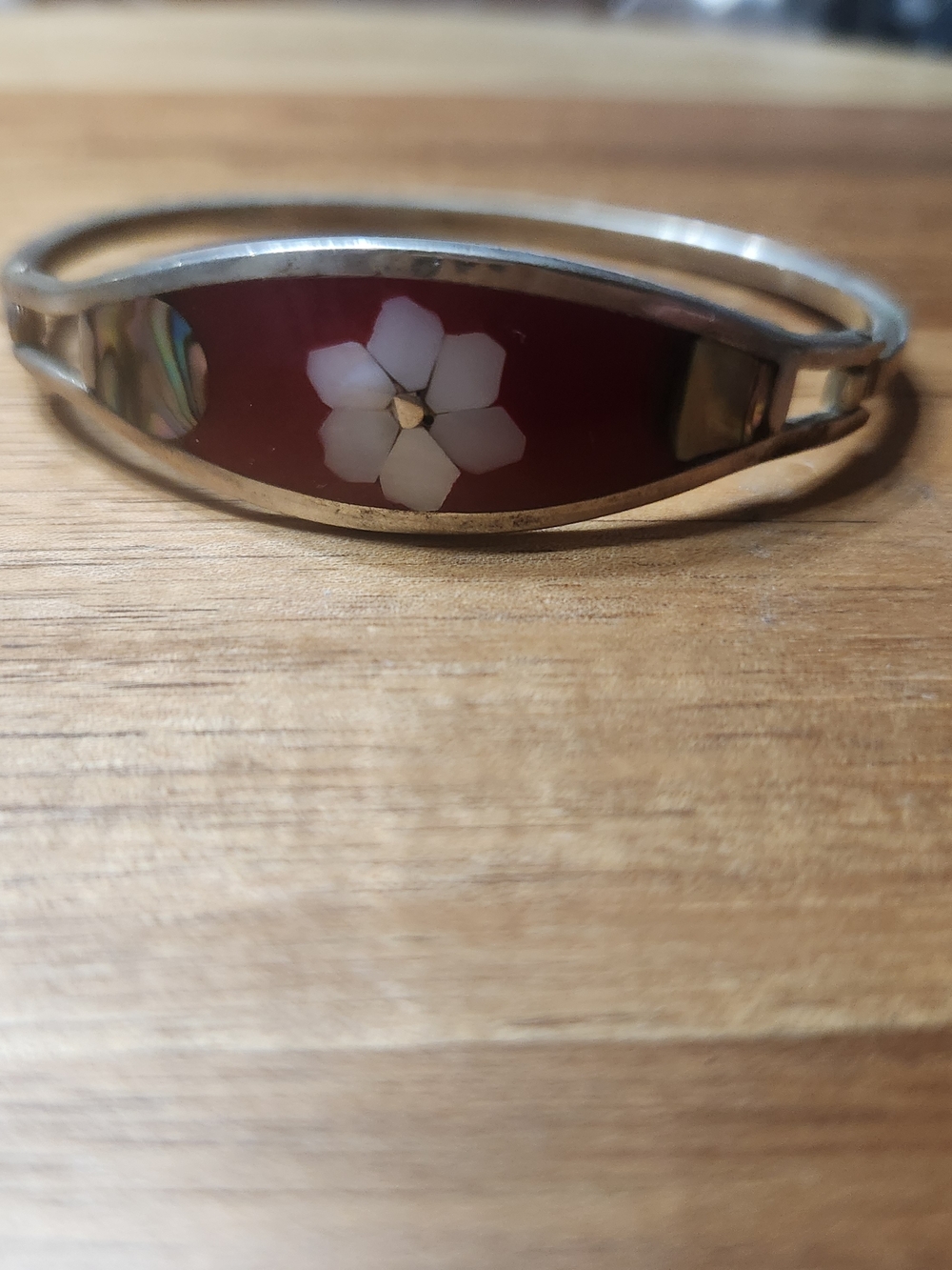 VINTAGE Mexico Alpaca Silver Bracelet Red Abalone Shell Flower Inlay Hinged Cuff